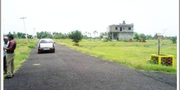 Bahria Town Phase 7,- 1 Kanal - Corner Plot for sale.