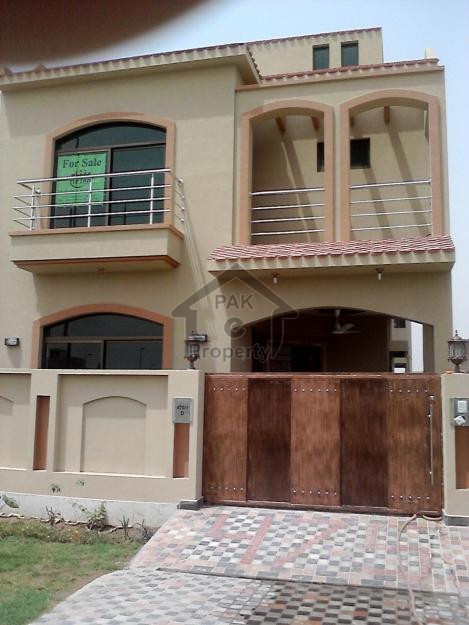 Double Storey House For Rent
