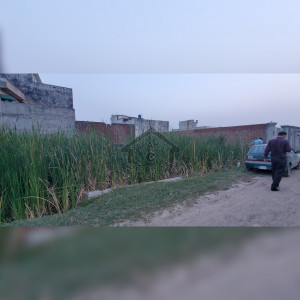 10 Marla plot in Kotli loharan, Sialkot