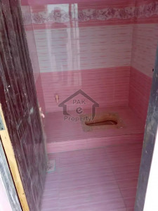 50 Square Yards House for sale