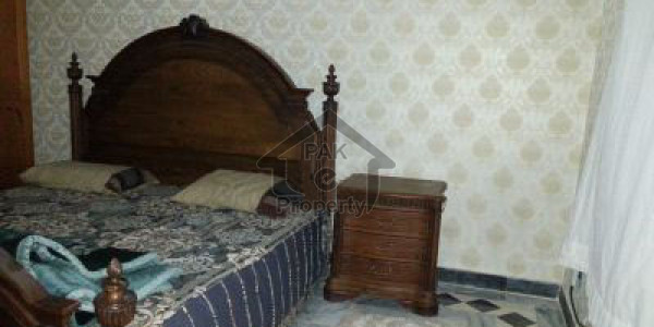 10 Marla House With Free Electricity