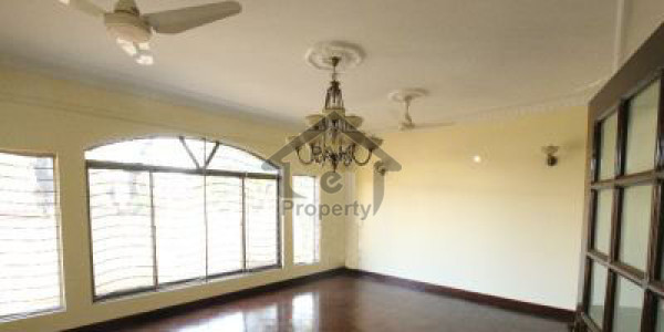 Place Available For Restaurant