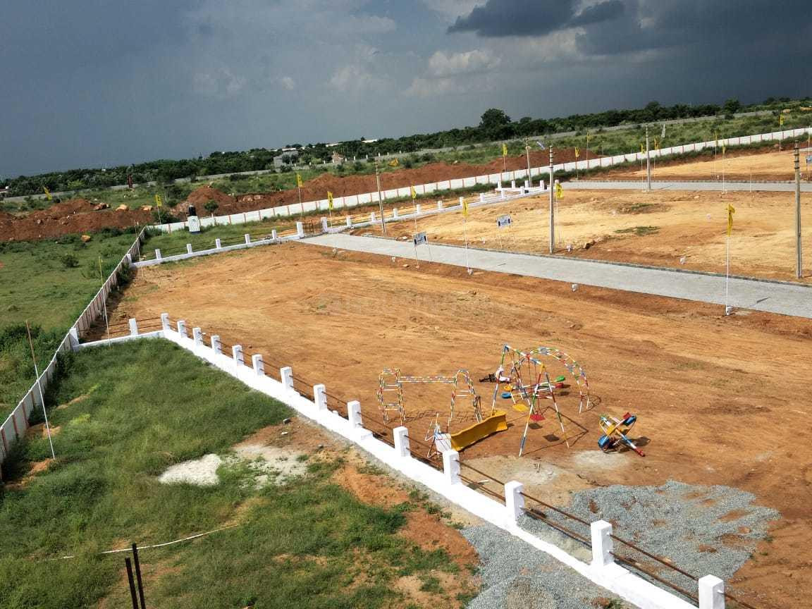 Plot For Sale In Faisal Hills - Block C