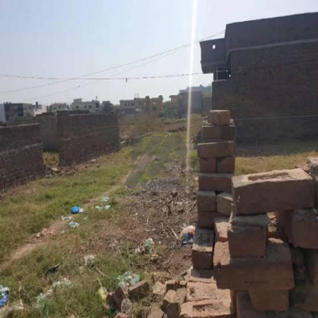 h-13 possession able 4 Marla Plot available for sale Prime location