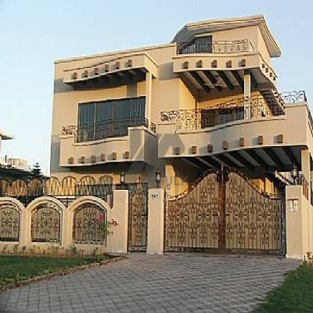 14.2 Marla House For Rent In I-8/3