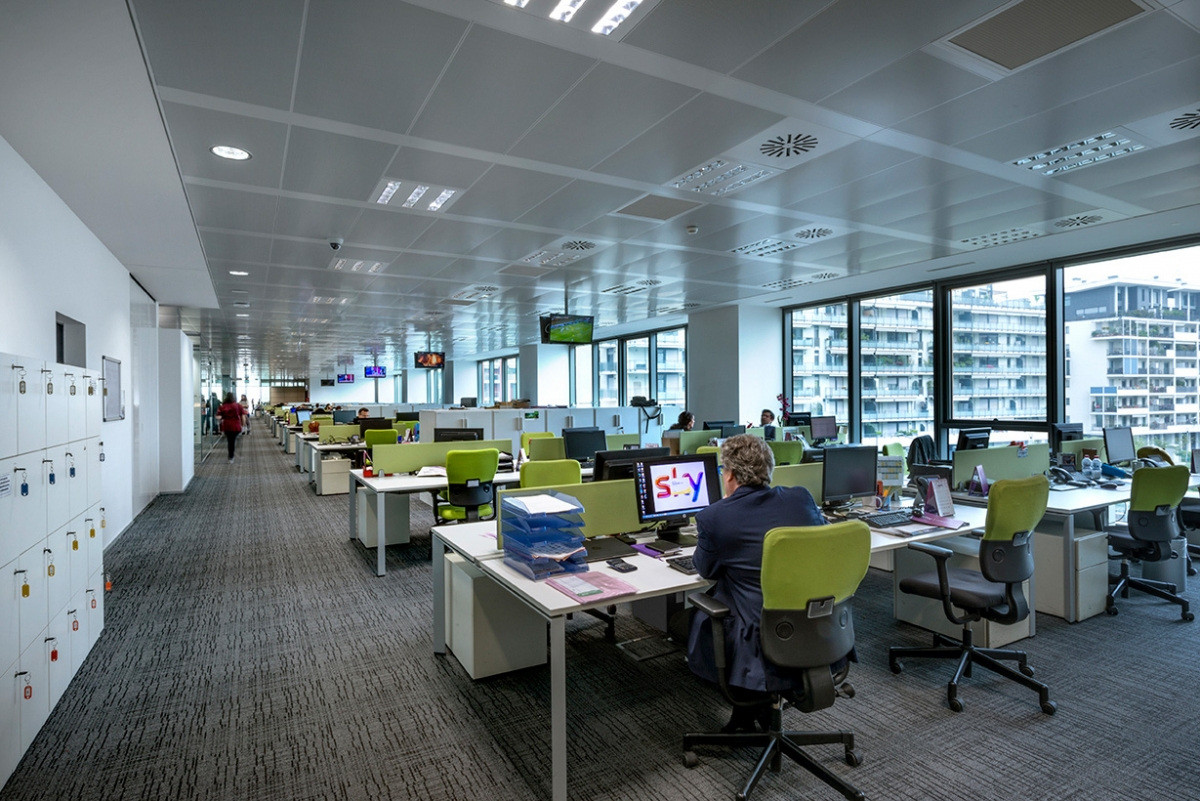 14.7 Marla Office For Rent In Gulberg Greens - Block A