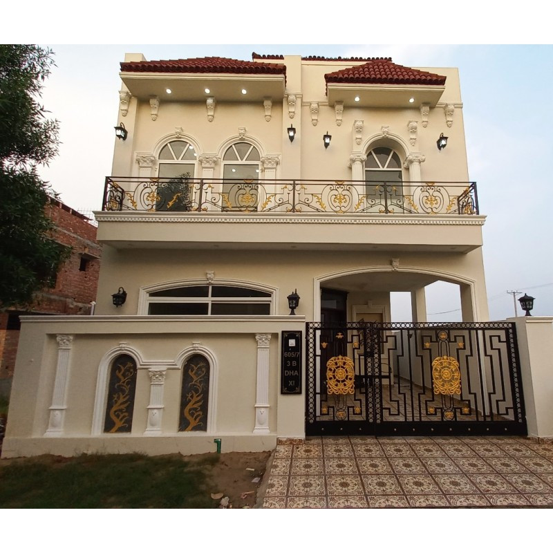 10 Marla House For Sale In Askari 10 - Sector E