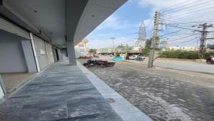 Office For Rent At Madina Town For Consultancy And Agencies Etc.