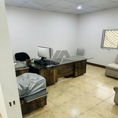 VIP 1400 sqft Office for Rent at Jaranwala Road Faisalabad
