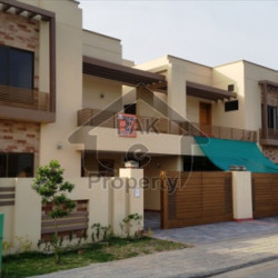 Main National Highway 20000 Sq. Ft Basement & 20000 First Floor For Rent